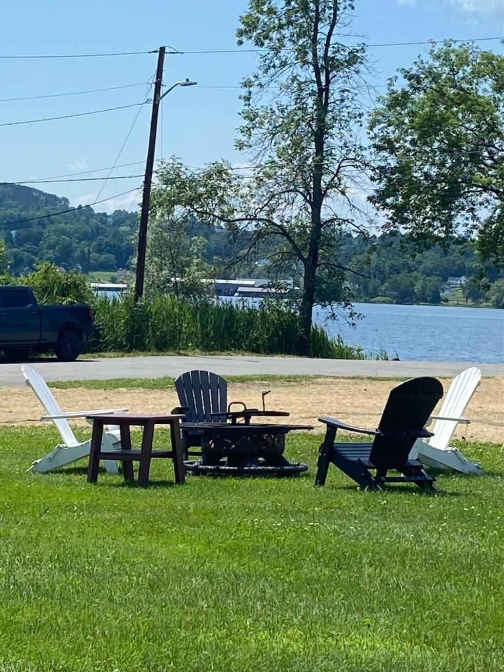 Apartamento Beach House - On Lake Time Newport Exterior foto